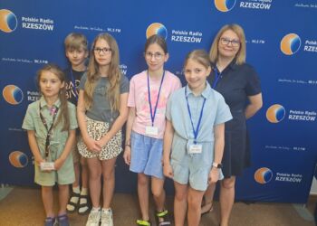 Monika Pukacz – Reizer z Miejskiej Biblioteki Publicznej w Łańcucie opowiadała w Zamkolandii na czym polega praca w bibliotece.