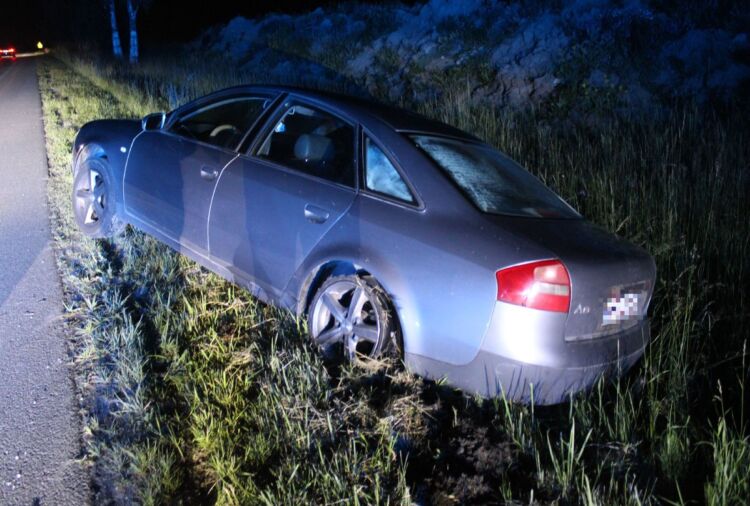 Surowa kara dla pijanego kierowcy. Więzienie, dożywotni zakaz i konfiskata auta 1 - Polskie Radio Rzeszów Surowa kara dla pijanego kierowcy. Więzienie, dożywotni zakaz i konfiskata auta