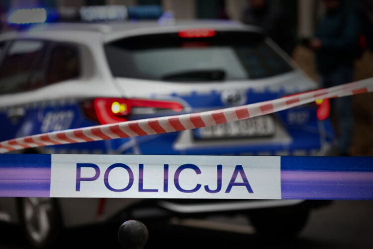 W wyniku wypadku na A4 zapaliły się dwa pojazdy. Kierujący motorowerem został poważnie ranny