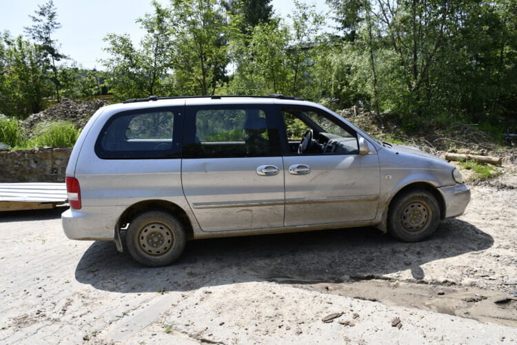 Pijany kierowca spowodował kolizję i uciekł z miejsca zdarzenia 1 - Polskie Radio Rzeszów Pijany kierowca spowodował kolizję i uciekł z miejsca zdarzenia