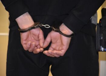 Pomagał przy budowie, potem okradł właścicielkę domu