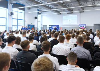 Gala w Mechaniku. Zakończenie roku szkolnego oraz Nominacja Pierwszej Szkoły Samochodowej w Polsce