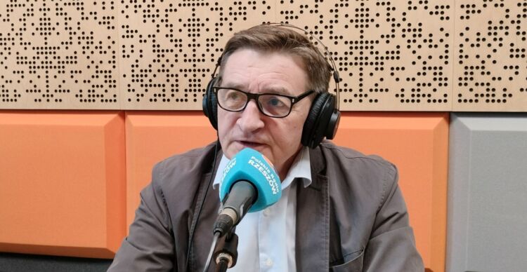 M. Kuchciński: Jest wiele przesłanek do utworzenia rządu technicznego 1 - Polskie Radio Rzeszów M. Kuchciński: Jest wiele przesłanek do utworzenia rządu technicznego