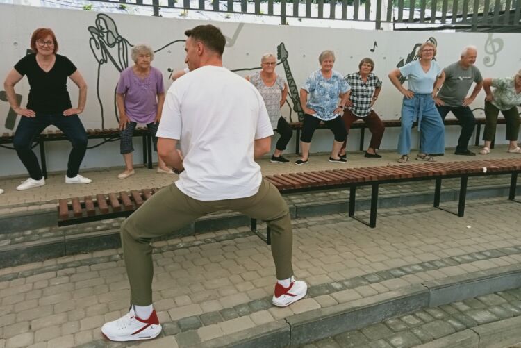 „Złota jesień aktywności” – w projekcie uczestniczy około 60 seniorów