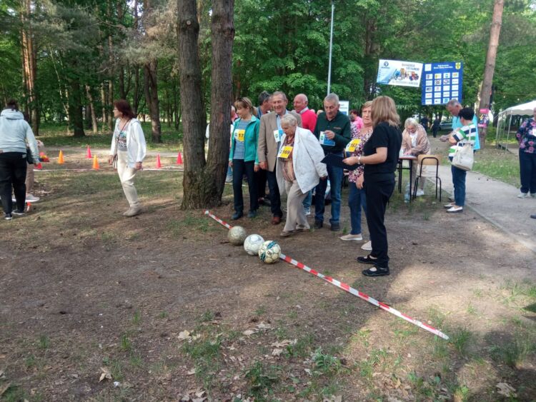 Senioriada w Nowej Dębie. Integracja seniorów z całej gminy