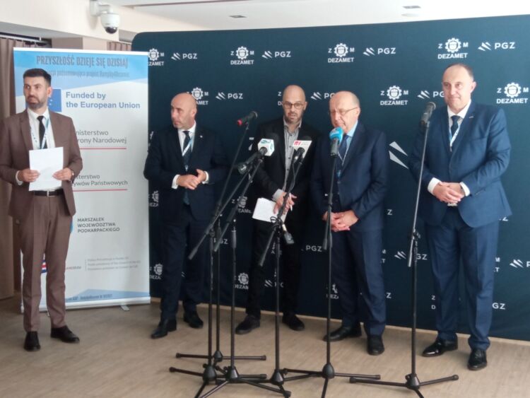 Podsumowanie międzynarodowej konferencji zorganizowanej przez Zakłady Metalowe DEZAMET w Nowej Dębie