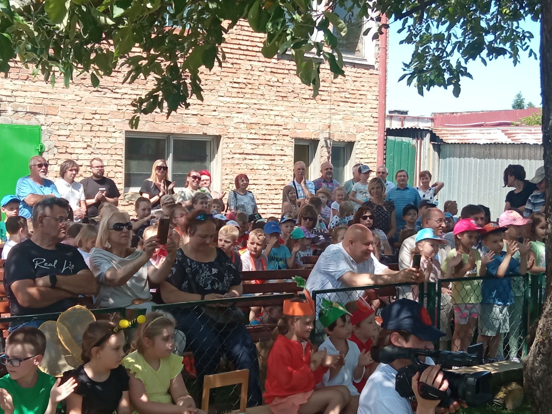 Mielec: Uroczyste otwarcie działki edukacyjnej dla najmłodszych 2 - Polskie Radio Rzeszów Mielec: Uroczyste otwarcie działki edukacyjnej dla najmłodszych - Polskie Radio Rzeszów