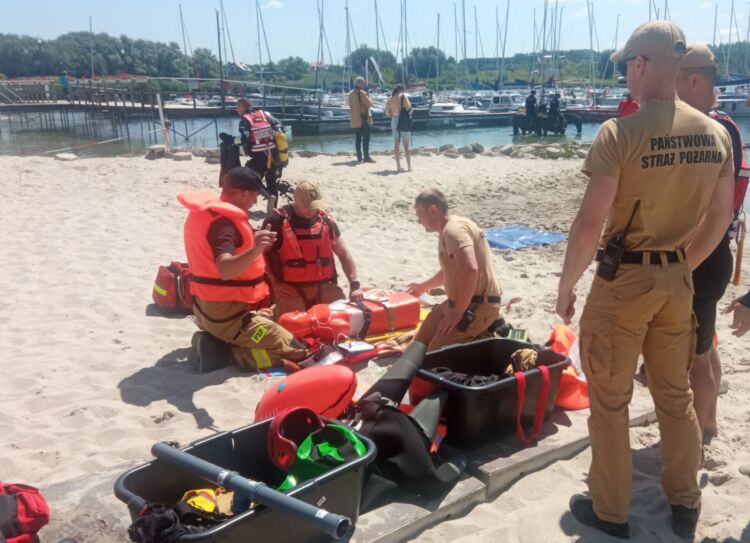 Nad Jeziorem Tarnobrzeskim uczono, jak bezpiecznie wypoczywać nad wodą