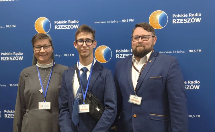 Dawid Nakonieczny laureatem Ogólnopolskiego Konkursu Wiedzy Biblijnej 1 - Polskie Radio Rzeszów Dawid Nakonieczny laureatem Ogólnopolskiego Konkursu Wiedzy Biblijnej