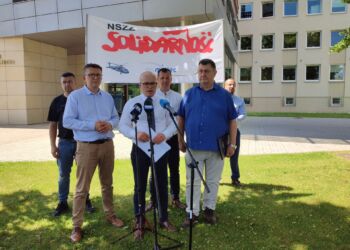 Niepewna przyszłość PZL Mielec po rezygnacji z zakupu  śmigłowców Black Hawk