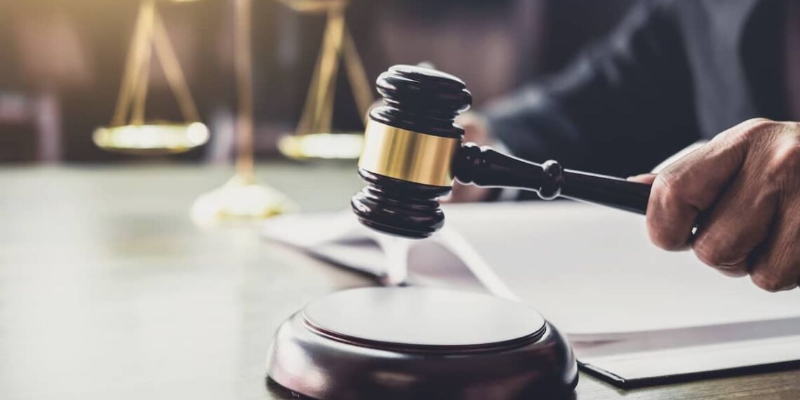 Sąd uniewinnił byłych ochroniarzy z galerii handlowej Vivo w Stalowej Woli