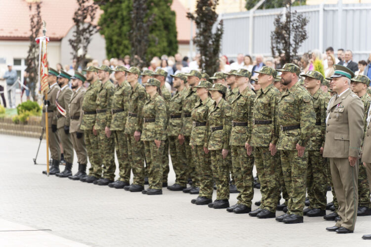 Ślubowanie nowych funkcjonariuszy Straży Granicznej