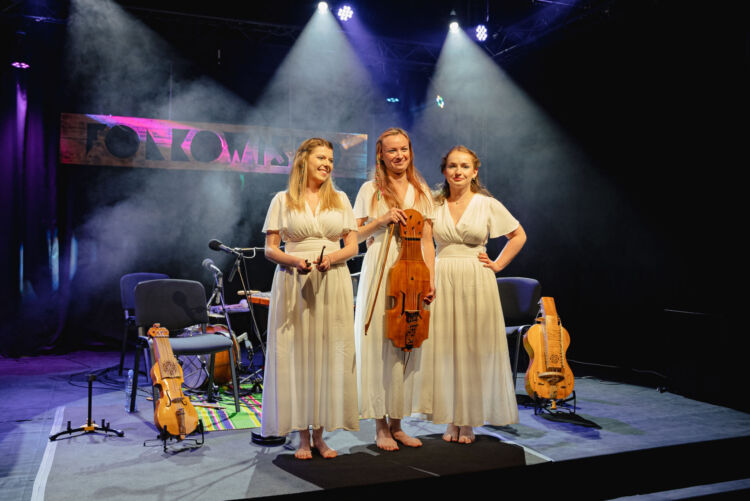 Koncert zespołu TrzyStruny w Polskim Radiu Rzeszów [ZDJĘCIA]