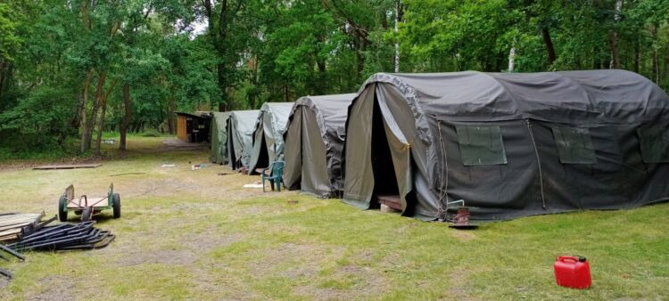 Wolne miejsca na turnusach obozu sportowo-wypoczynkowego w Piaskach. SOSiR w Nowej Dębie czeka na chętnych 1 - Polskie Radio Rzeszów Wolne miejsca na turnusach obozu sportowo-wypoczynkowego w Piaskach. SOSiR w Nowej Dębie czeka na chętnych