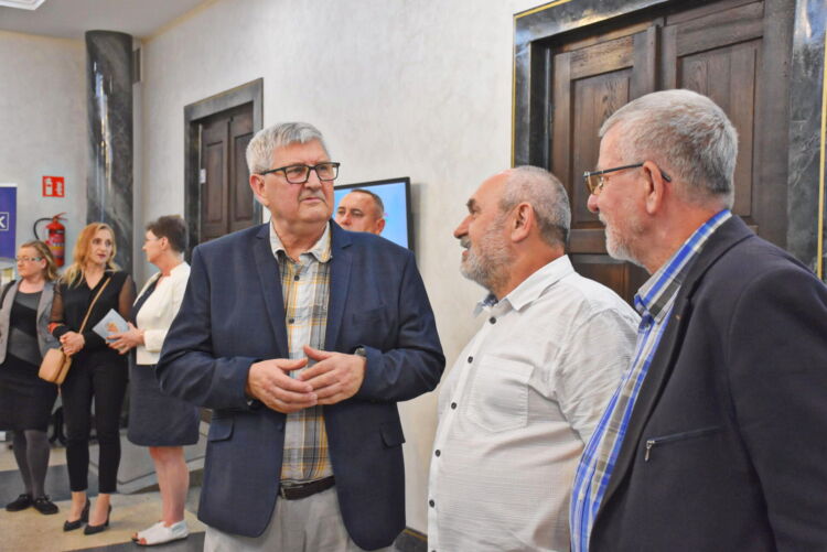 Wystawa malarstwa Kazimierza Cebuli w MGOK w Sędziszowie Małopolskim