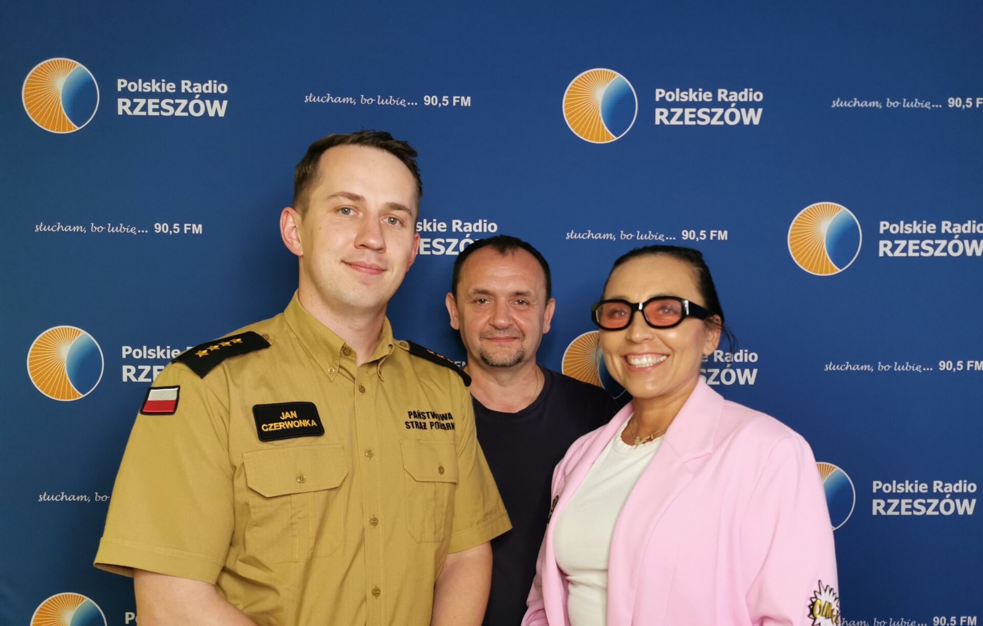 Zablokowana droga dla straży. Parkowanie przy rzeszowskich osiedlach