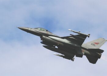 Rosja zaatakowała Ukrainę 477 dronami oraz 60 rakietami – zginął pilot myśliwca F-16