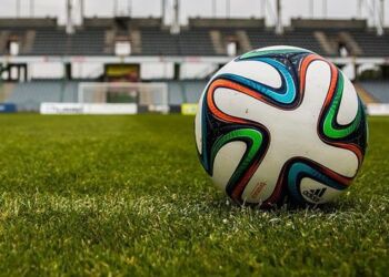 Niebawem otwarcie nowoczesnego boiska sportowego w Mielcu