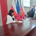 29 gmin podpisało już umowy na dofinansowanie domów i klubów seniora - Polskie Radio Rzeszów