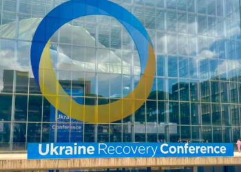 Odbudowa Ukrainy tematem konferencji w Rzymie. P. Kowal: Kolejna prawdopodobnie w Polsce