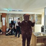 Przedstawiciele Dzikich Karpat przeciw odstrzałowi niedźwiedzi. Zakończyli blokadę Urzędu Gminy w Cisnej [ZDJĘCIA, AKTUALIZACJA] - Polskie Radio Rzeszów