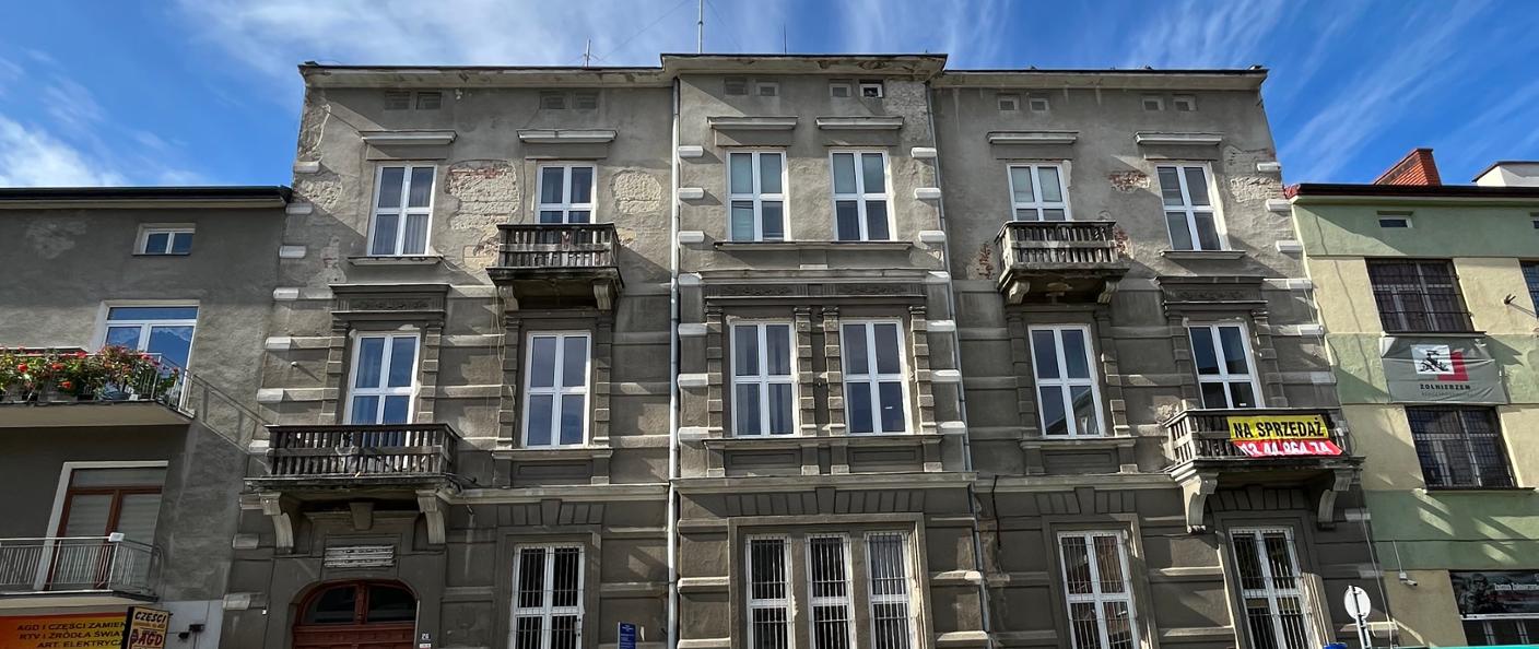 Dawna komenda policji w Jaśle na sprzedaż