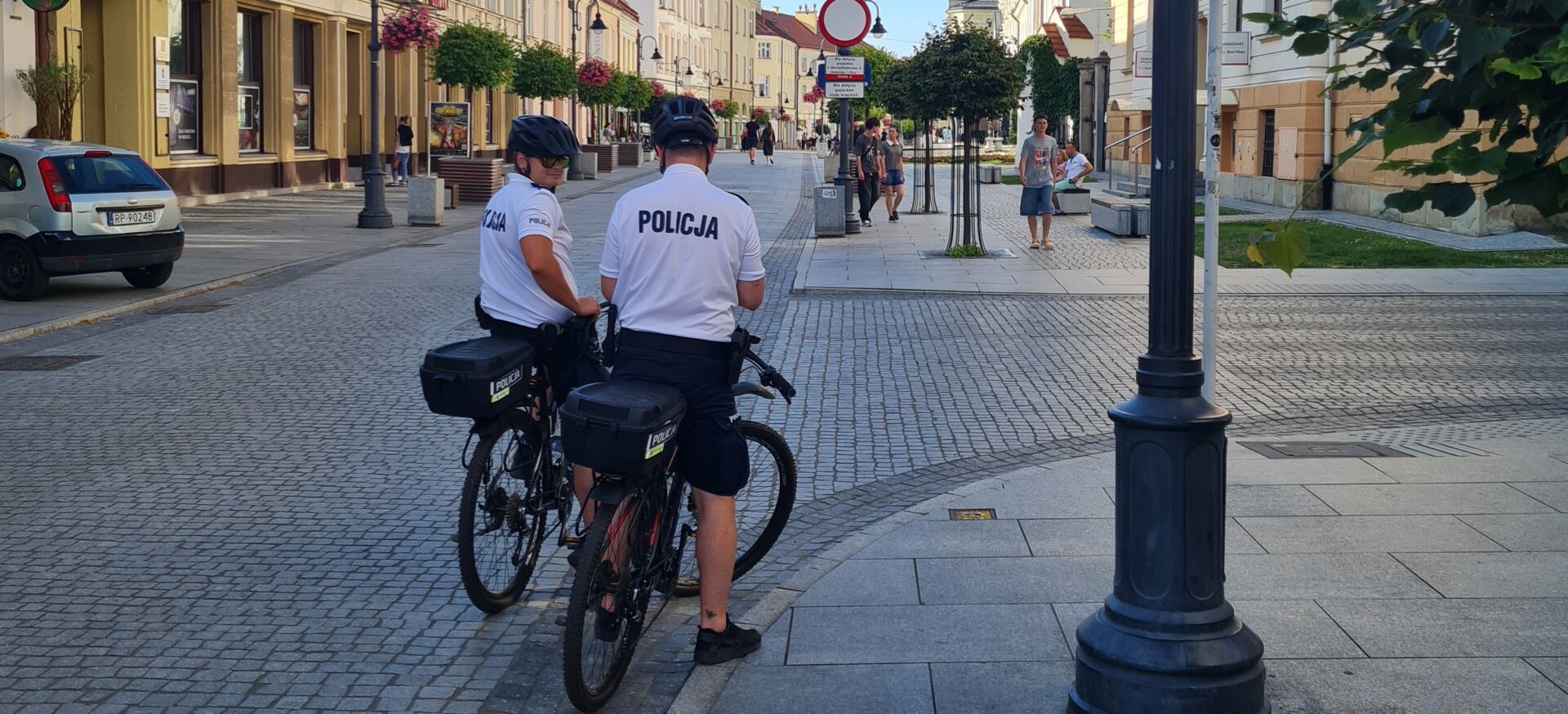 Rowerowe patrole w Rzeszowie. Policja na jednośladach będzie pilnować bezpieczeństwa 8 - Polskie Radio Rzeszów Rowerowe patrole w Rzeszowie. Policja na jednośladach będzie pilnować bezpieczeństwa