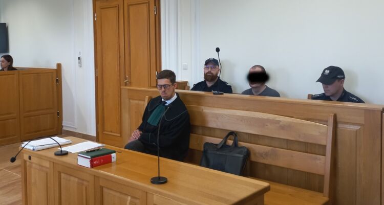 Sąd utrzymał wyrok 17 lat więzienia za zabójstwo żony