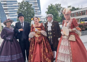 Historyczny Spacer ulicami Rzeszowa z „Damami i Huzarami”