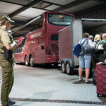 Wakacyjny ruch na podkarpackich przejściach granicznych. Ponad 292 tysiące odprawionych podróżnych 2 - Polskie Radio Rzeszów Wakacyjny ruch na podkarpackich przejściach granicznych. Ponad 292 tysiące odprawionych podróżnych - Polskie Radio Rzeszów