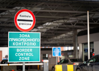 Wakacyjny ruch na podkarpackich przejściach granicznych. Ponad 292 tysiące odprawionych podróżnych