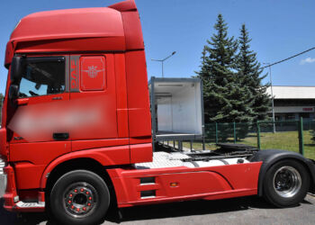 Skradzione auta, części i rowery odzyskane na przejściu granicznym w Korczowej