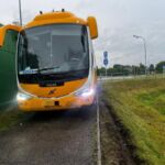 Autobus z 60 pasażerami staranował rondo 4 - Polskie Radio Rzeszów Autobus z 60 pasażerami staranował rondo - Polskie Radio Rzeszów