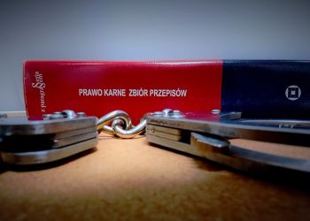 Przyśniła mu się bomba na lotnisku w Jasionce. Wywołał fałszywy alarm