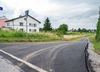 Nowe nawierzchnie i bezpieczniejsze ulice. Modernizacja dróg w Jaśle