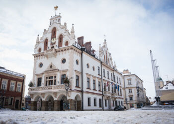 Powołanie spółki Aquapark i budowa mostu w rejonie zalewu tematami posiedzenia rzeszowskiej rady
