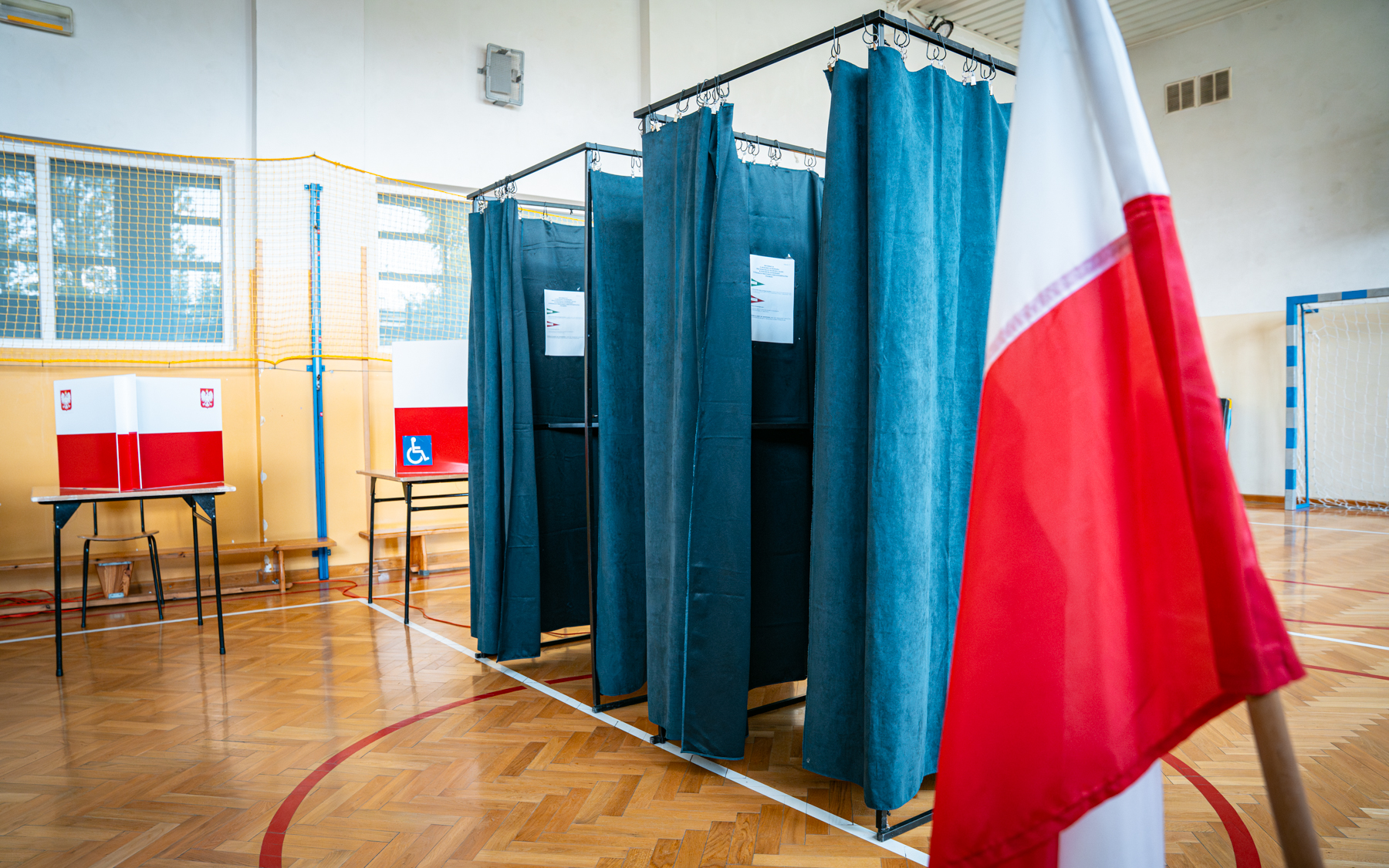 Korneluk: Przeliczono głosy w 222 komisjach wyborczych, w 71 stwierdzono nieprawidłowości