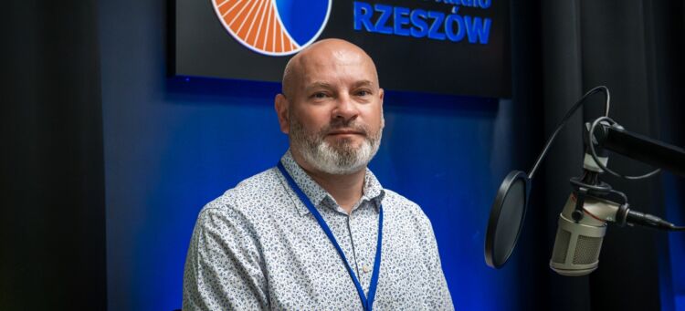 R. Śliż: Przed wyjazdem za granicę nie zapomnijmy o EKUZ