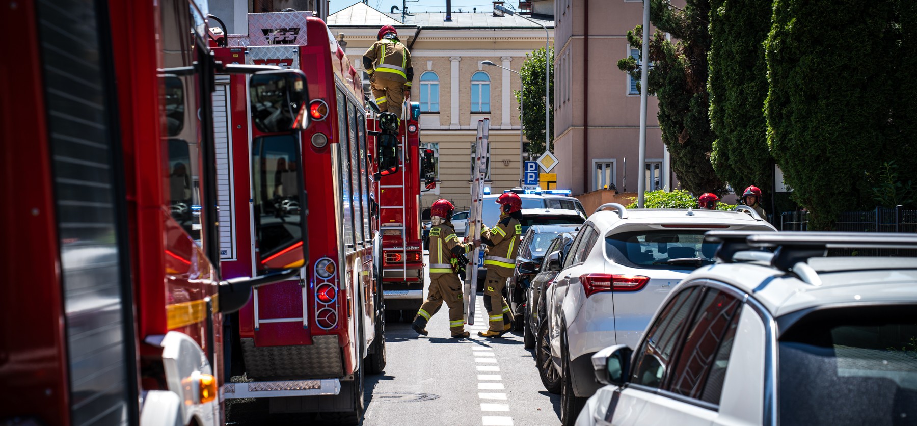 Zwarcie instalacji w rzeszowskim przedszkolu. Ewakuacja dzieci i opiekunów 8 - Polskie Radio Rzeszów Zwarcie instalacji w rzeszowskim przedszkolu. Ewakuacja dzieci i opiekunów