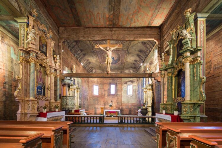 Sentymentalna podróż w czasie – drewniane budowle