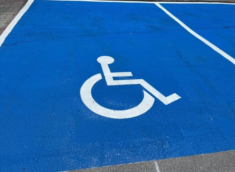 Nowe miejsca parkingowe dla osób z niepełnosprawnościami