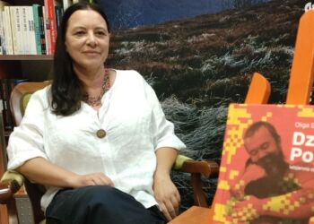 Stalowa Wola: Nowy, czworonożny funkcjonariusz rozpoczyna służbę  – pies służbowy Walkiria jest po szkoleniu