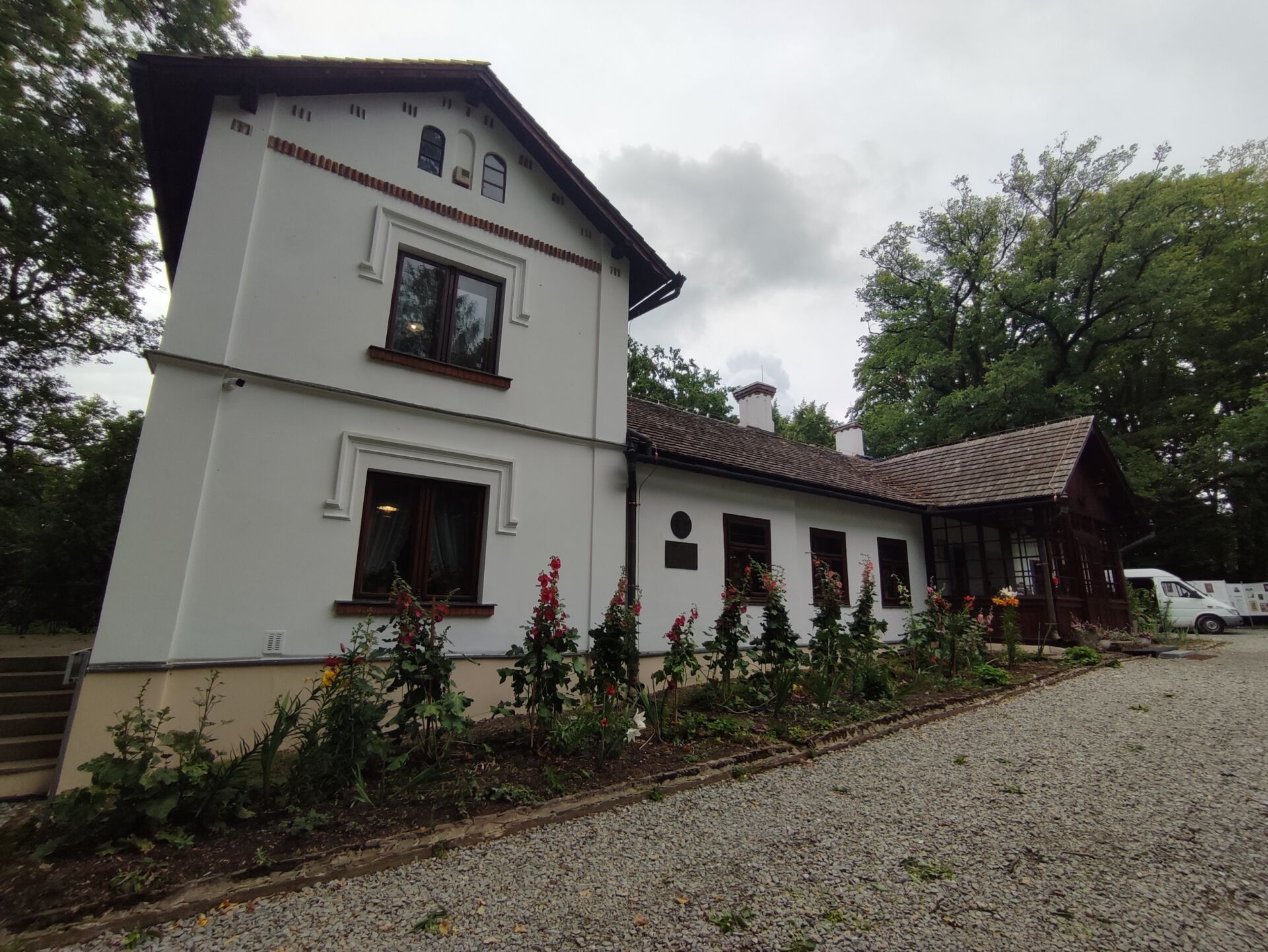 Gdzie Nogi Poniosą? Do Muzeum Marii Konopnickiej w Żarnowcu [ZDJĘCIA]