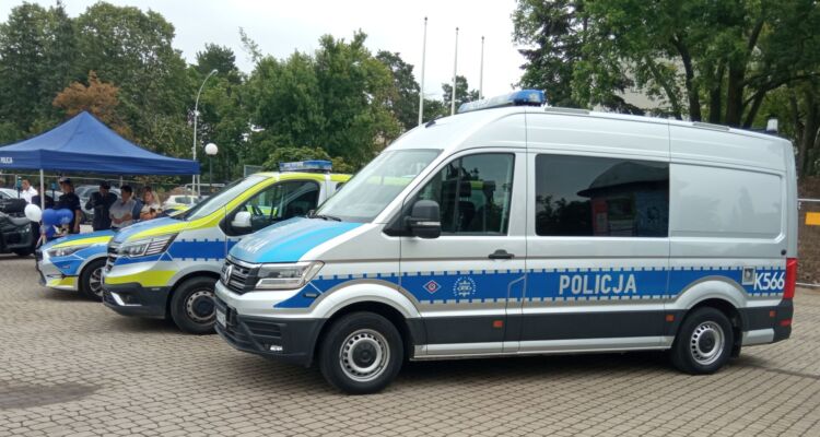 Nowy sprzęt i cyfrowa łączność dla policji w Stalowej Woli