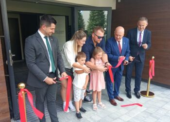 Nowy blok mieszkalny w Nowej Sarzynie oddany do użytku [ZDJĘCIA]