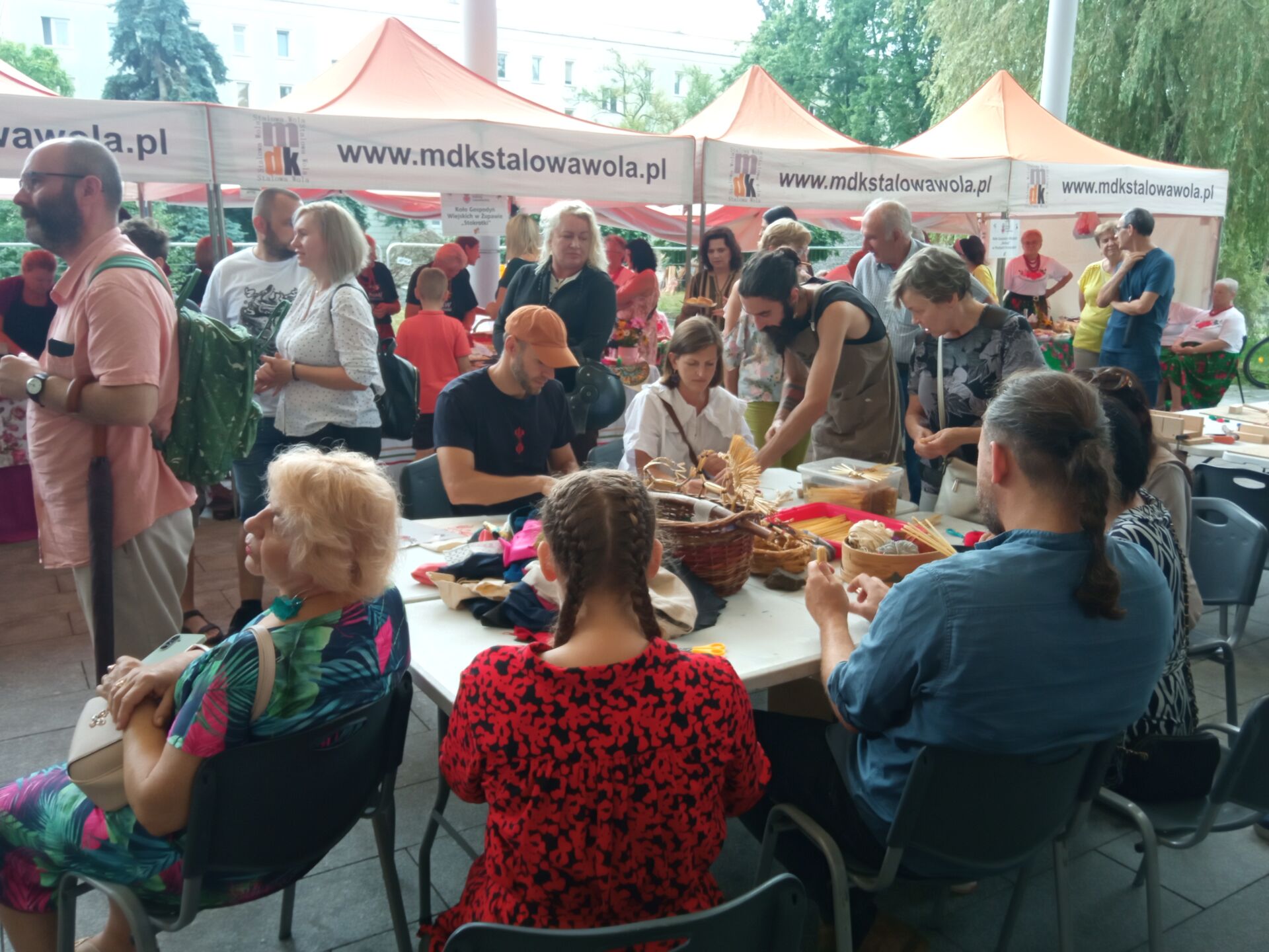 Festiwal Kultury Lasowiackiej. Tradycja, zabawki i taniec w nowoczesnym wydaniu 3 - Polskie Radio Rzeszów Festiwal Kultury Lasowiackiej. Tradycja, zabawki i taniec w nowoczesnym wydaniu - Polskie Radio Rzeszów