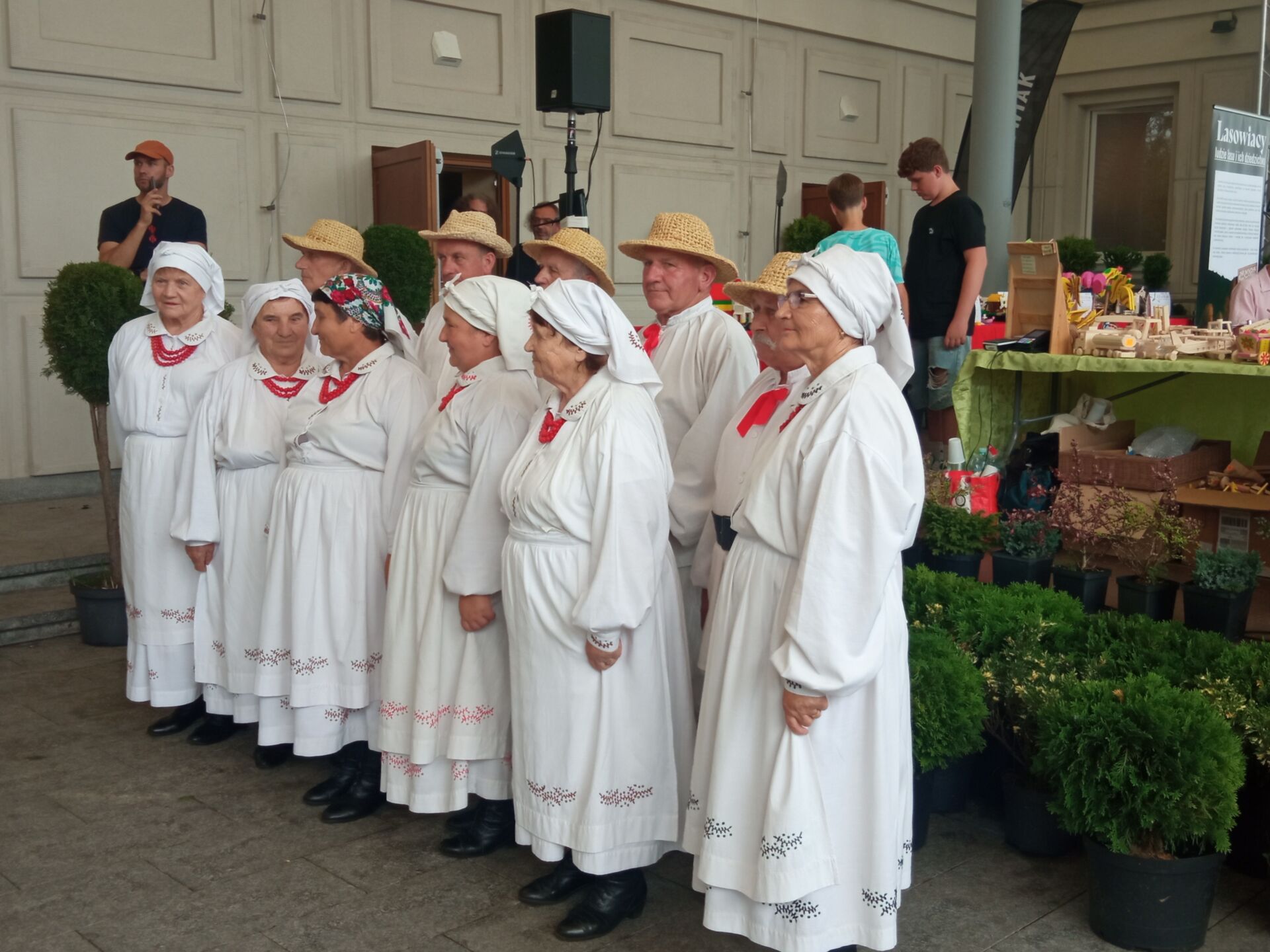 Festiwal Kultury Lasowiackiej. Tradycja, zabawki i taniec w nowoczesnym wydaniu 2 - Polskie Radio Rzeszów Festiwal Kultury Lasowiackiej. Tradycja, zabawki i taniec w nowoczesnym wydaniu - Polskie Radio Rzeszów