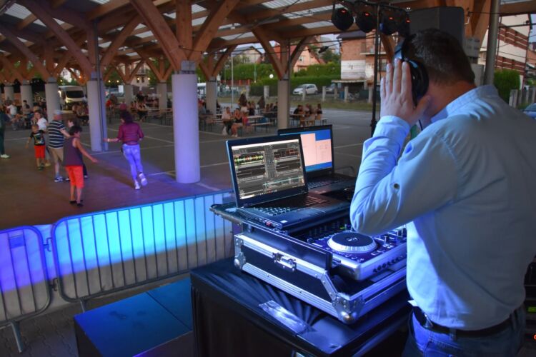 Potańcówki pod gwiazdami w Sędziszowie Małopolskim