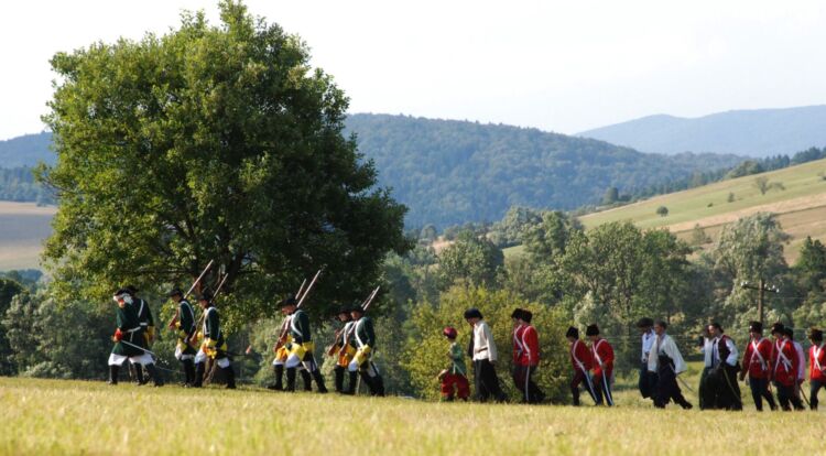 Widowisko plenerowe w Ożennej: historia konfederacji barskiej ożyła u stóp gór Beskidu Niskiego
