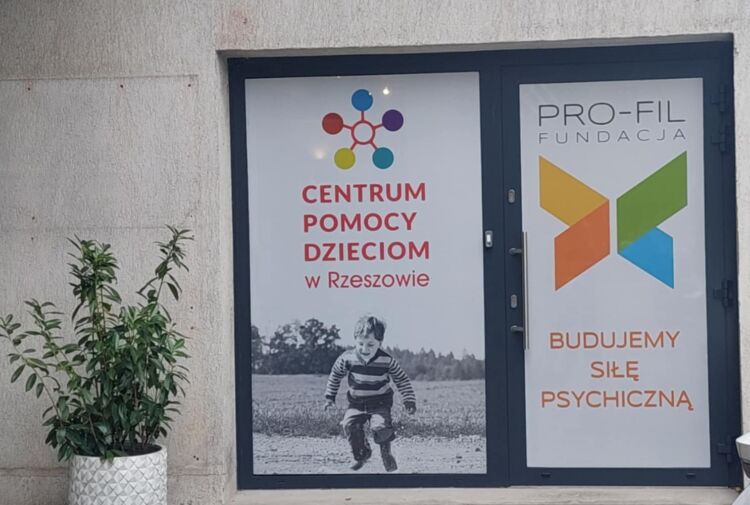 Terapeuta z rzeszowskiego Centrum Pomocy Dzieciom: Zaskoczyła nas skala potrzeb 1 - Polskie Radio Rzeszów Terapeuta z rzeszowskiego Centrum Pomocy Dzieciom: Zaskoczyła nas skala potrzeb